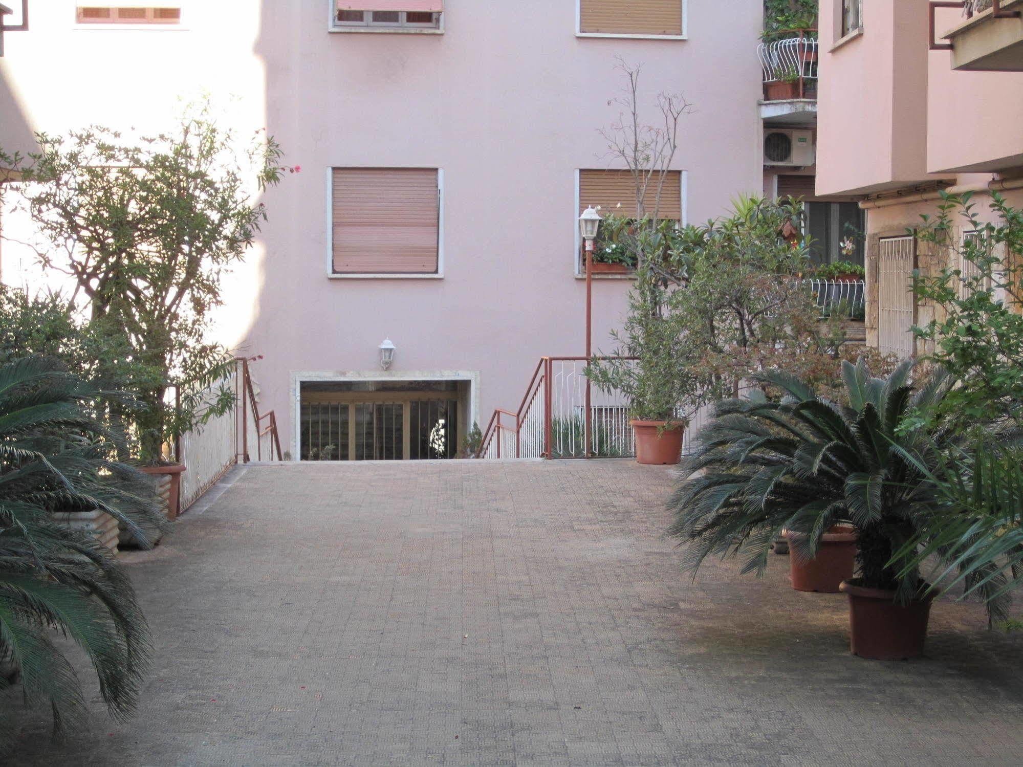 Le Cupole Bed & Breakfast 2*